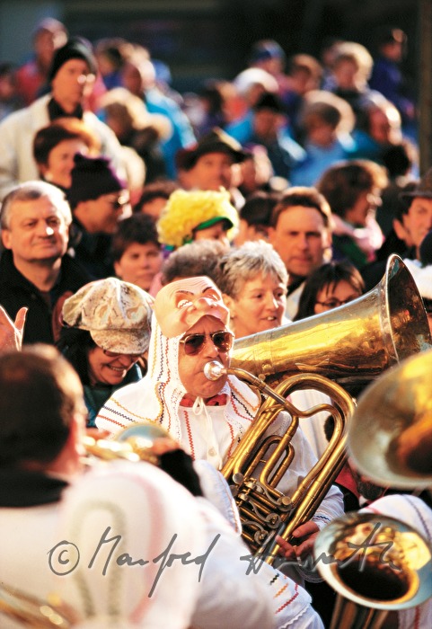 Trommelweiber am Faschingsdienstag in Bad Aussee