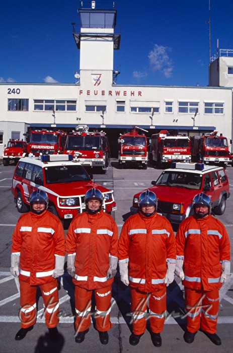 Flughafen Wien, Feuerwehr