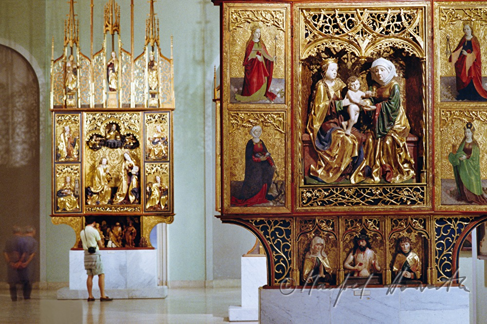 Detail eines gotischen Flügelaltars