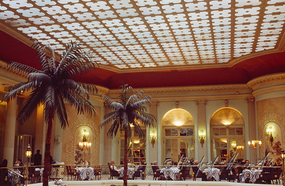 Hotel Waldorf, Teesalon