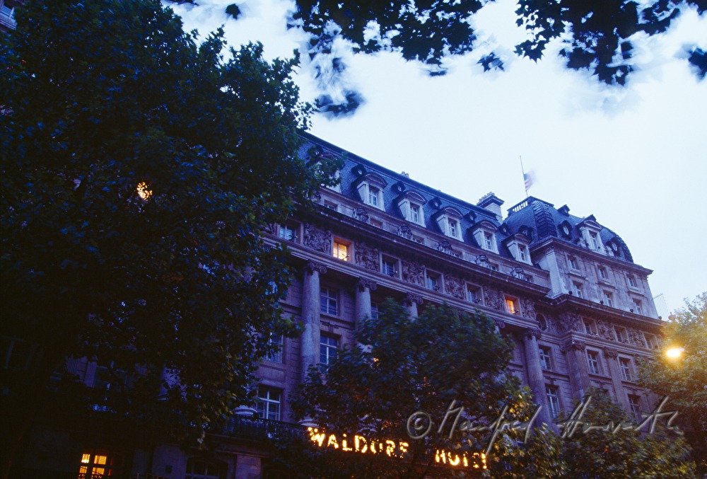 Hotel Waldorf, Haupteingang