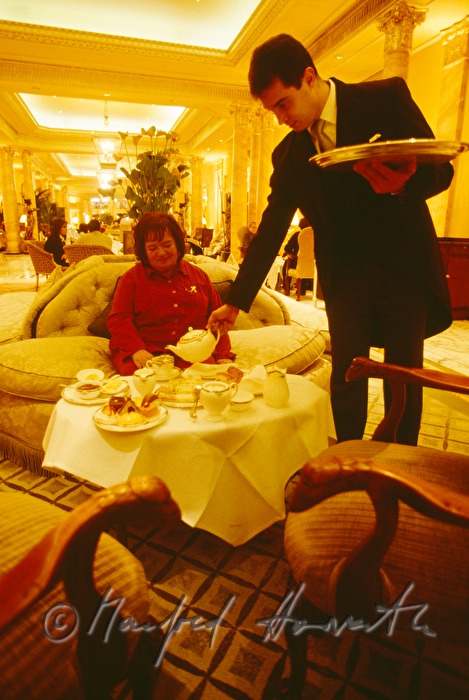 Hotel Dorchester, Teesalon