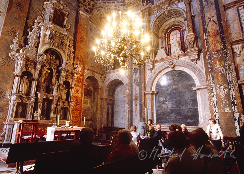 Messe in einer Seiten-Kapelle
