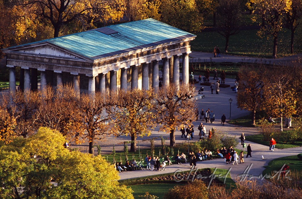 Theseustempel im Volksgarten