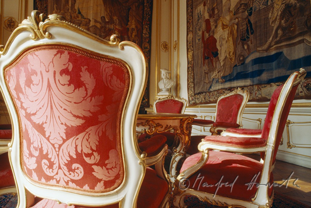 Rauchsalon, Tisch und Gobelins