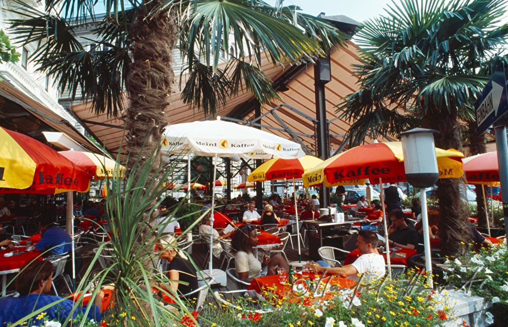 Cafe Landtmann, Gastgarten