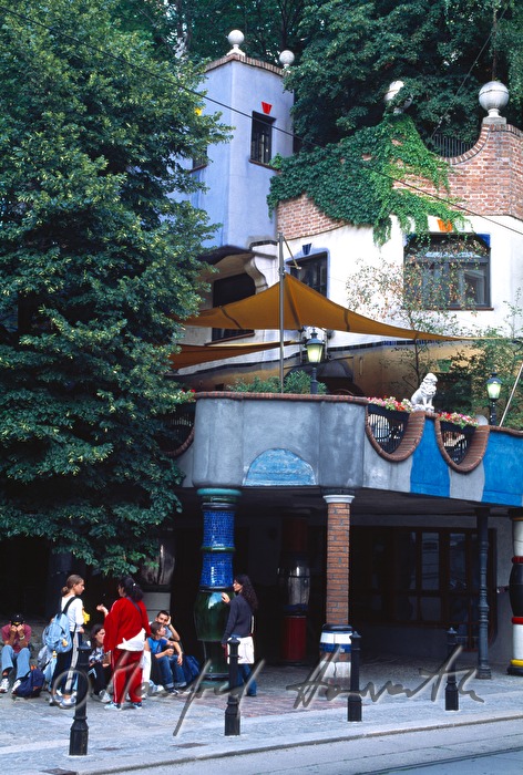 Hundertwasser-Wohnhausanlage