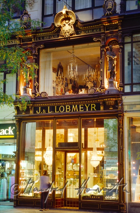 Schaufenster von Lobmeyr auf der  Kärntnerstrasse