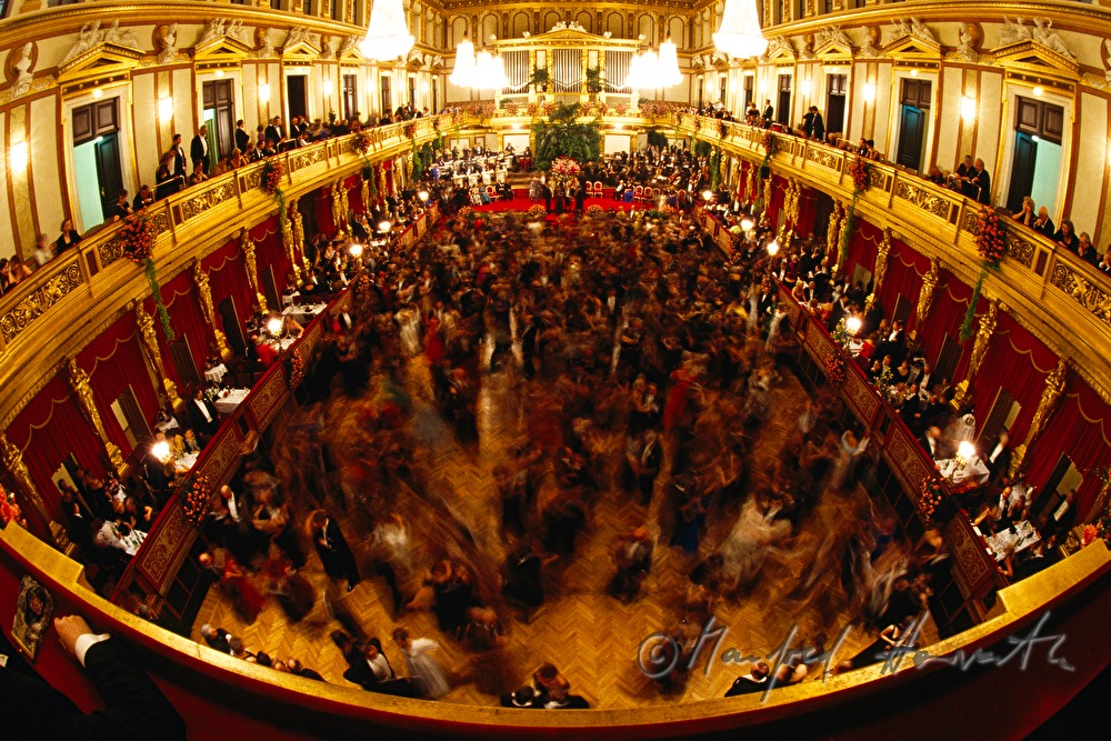 Tänzer auf dem Philharmonikerball