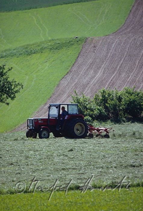 Heumachen mit dem Traktor