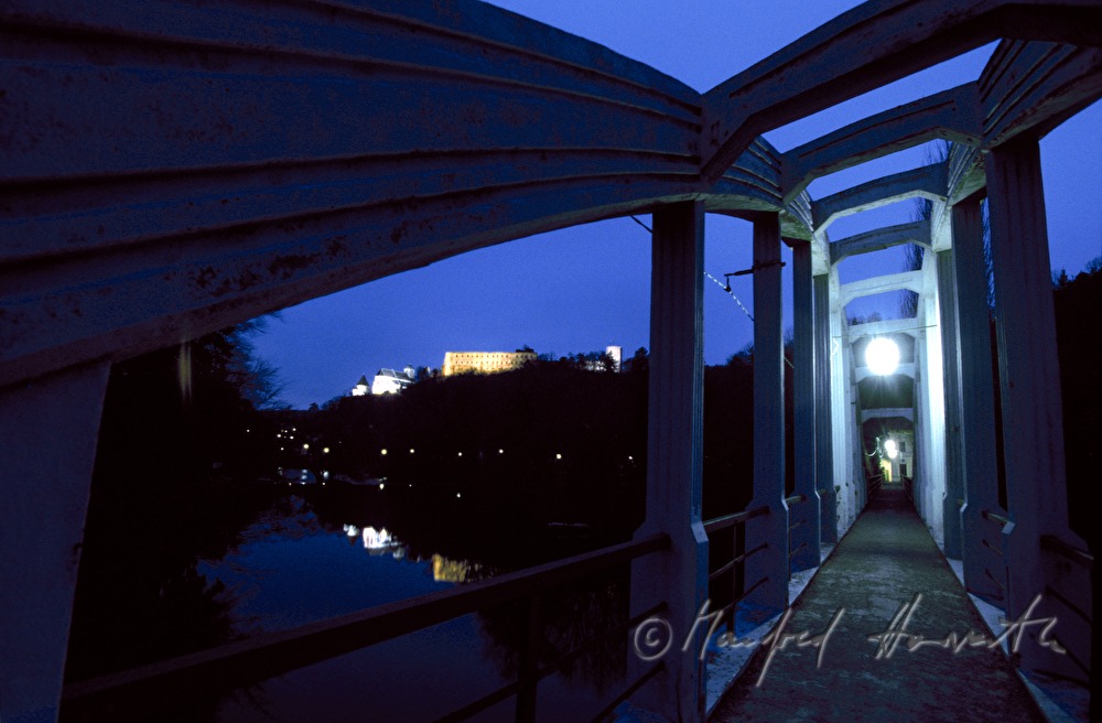 Brücke über den Kamp, Schlossruine