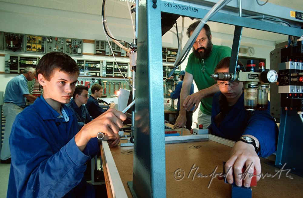 Hoehere Technische Bundeslehranstalt, Materialprüfung