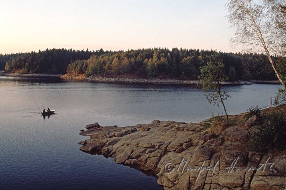 Fischer auf dem Stausee Ottenstein