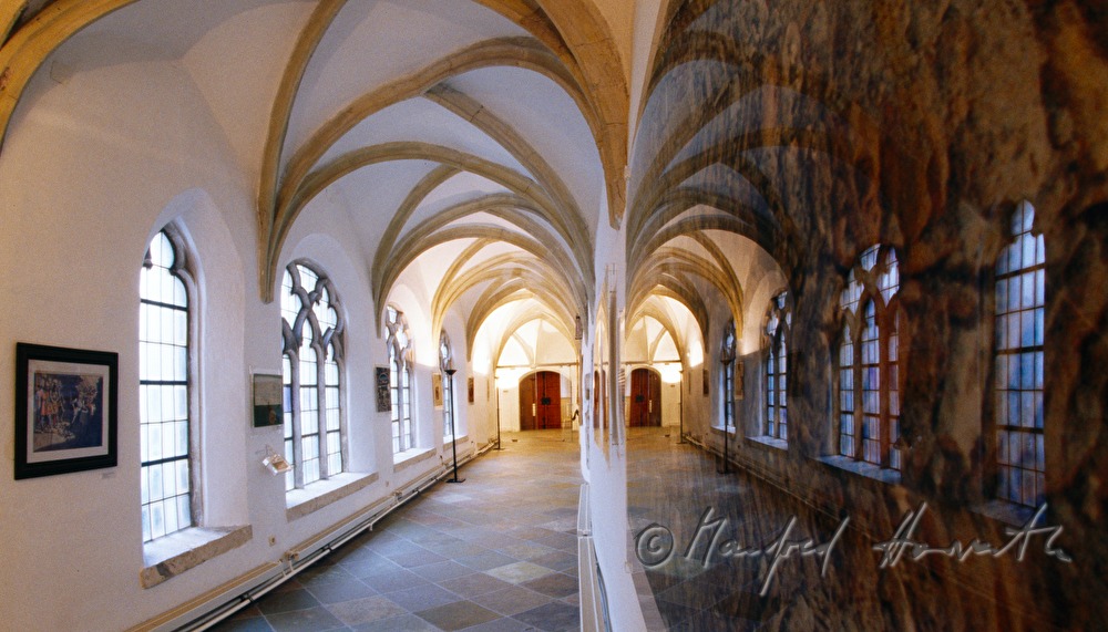 Stadtmuseum, Gang mit Kruezrippengewölbe
