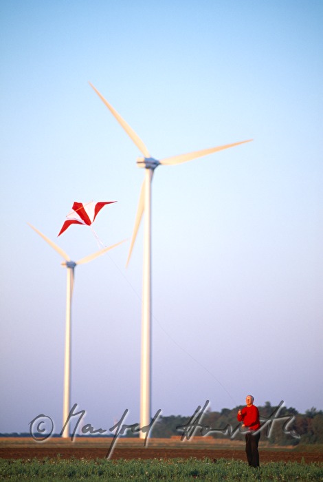 Drachenflieger beim Windpark