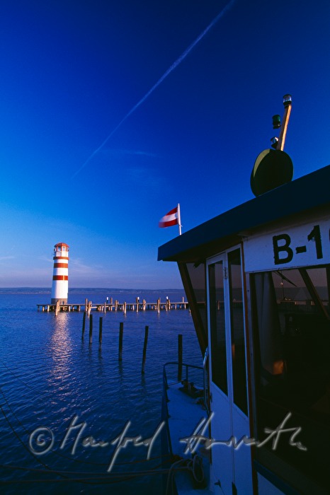 Fähre Podersdorf-Mörbisch beim Leuchtturm