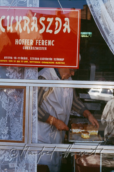 Konditorei Hoffer, Schaufenster