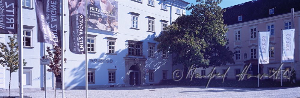 Eingang vom Stadtmuseum Nordico