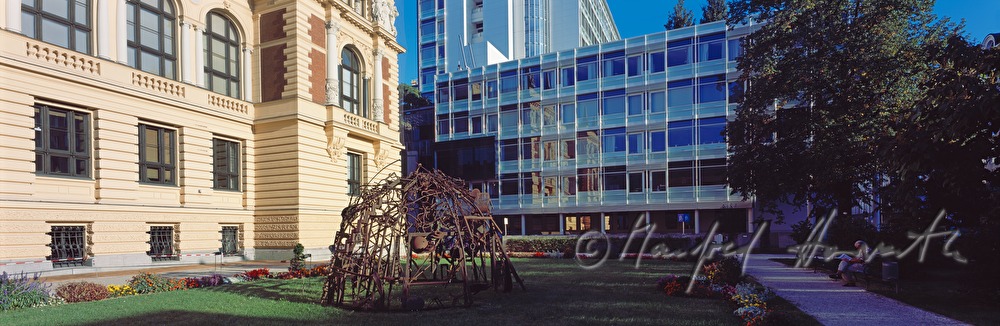 Landesmuseum und Park
