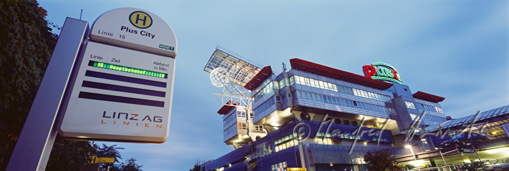 PlusCity Einkaufszentrum