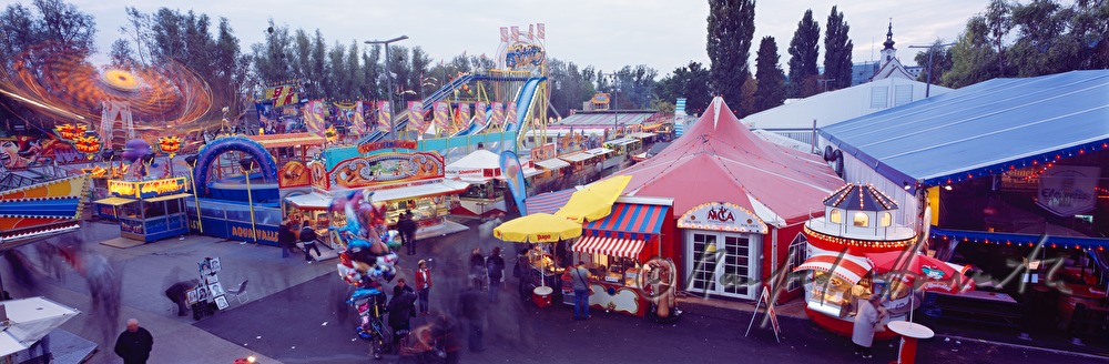 Der Rummelplatz am Jahrmarkt
