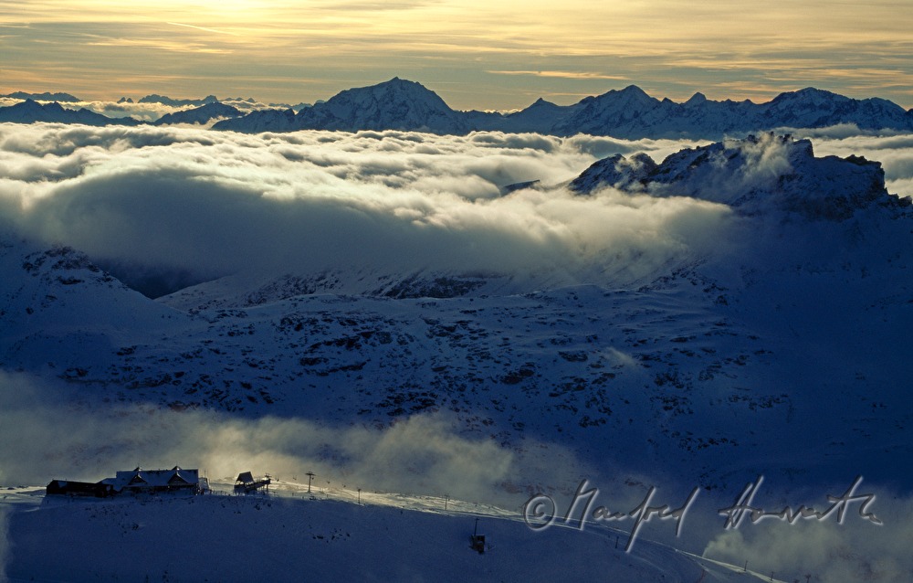 Bergrestaurant Eissee und Blick zum Grossglockner