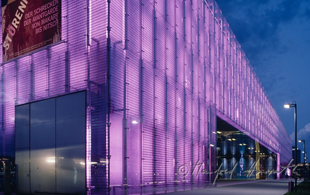 Lentos (Kunstmuseum Linz)