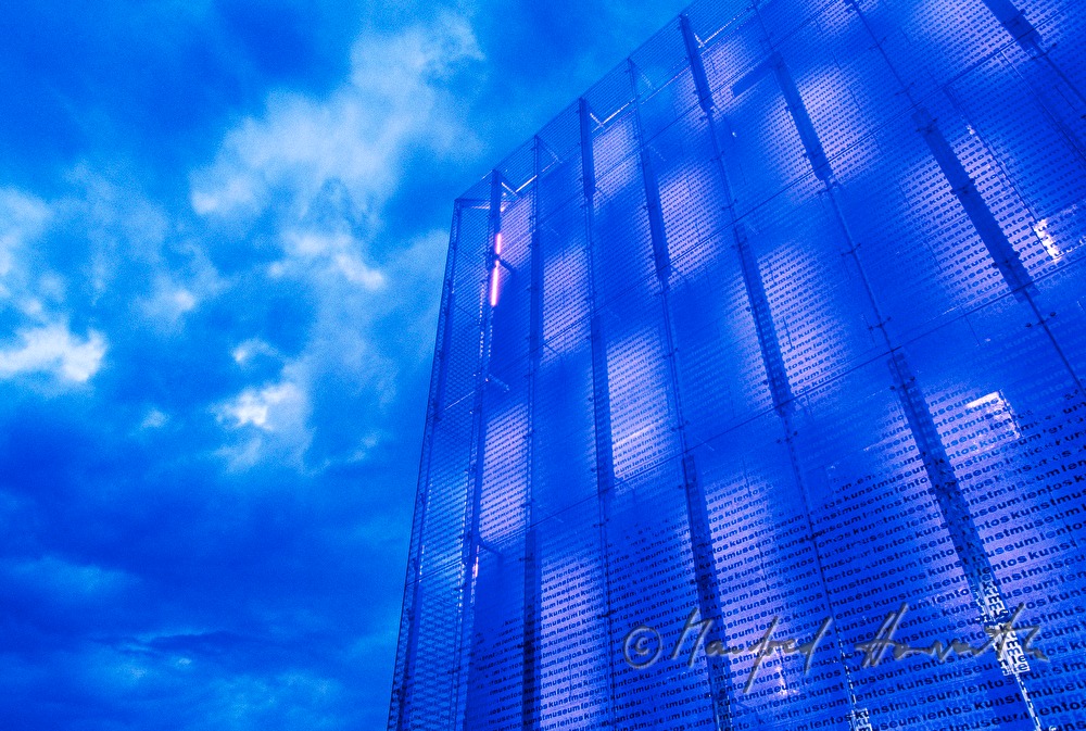 Lentos (Kunstmuseum Linz)