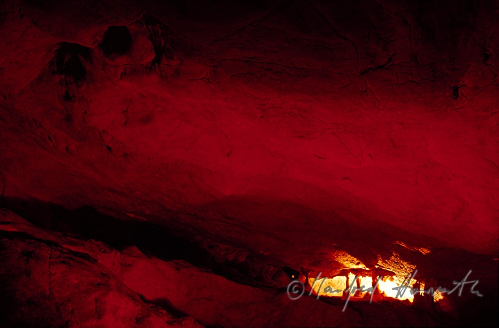 Höhle 