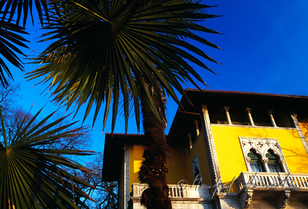 Villa Astra an der Uferpromeade (