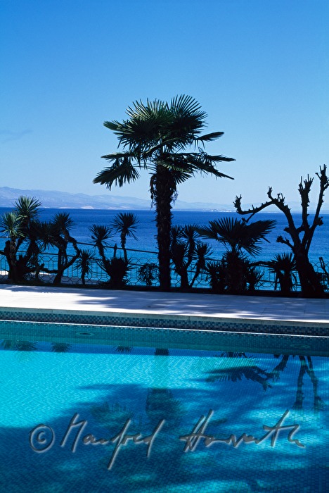 Swimming Pool von Hotel Kvarner