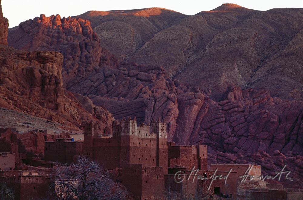 Kasbah (Befestigungsanlage) auf dem Weg der früheren Karawanenroute