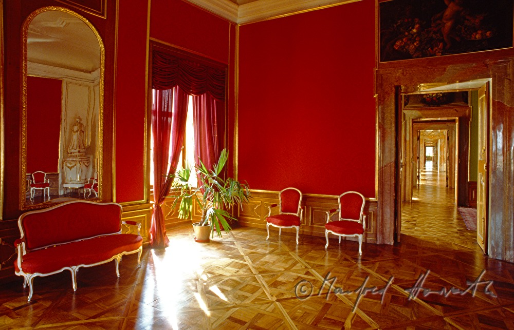 Roter Salon und Gangflucht
