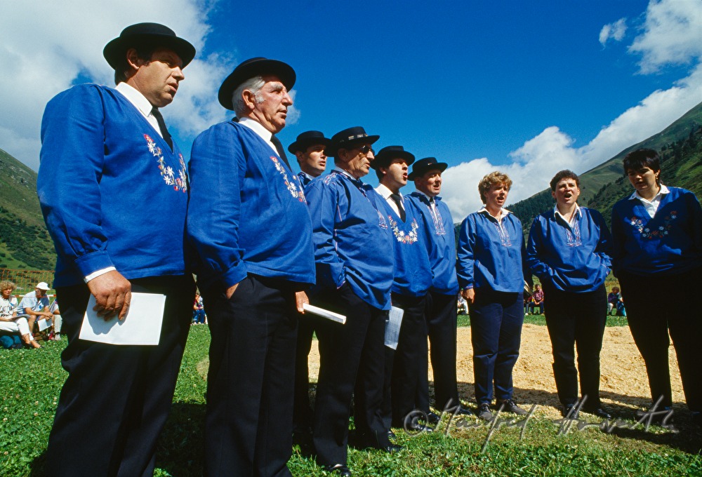 Volksmusikgruppe beim Ringer-Fest (Schwingen)