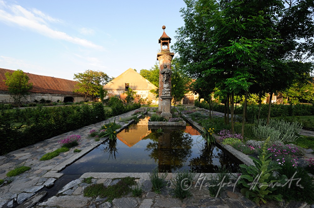 Schlosshotel Trebesice