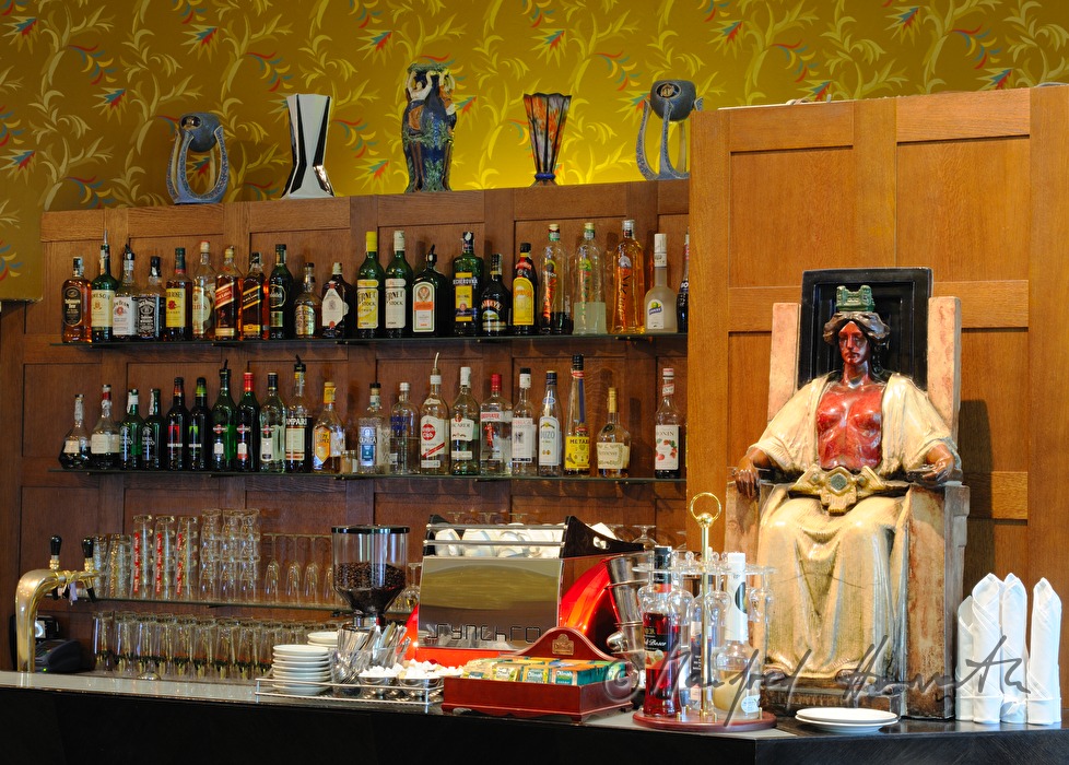 Hotel  Chateau Kotera, Details von der Art Deco-Bar