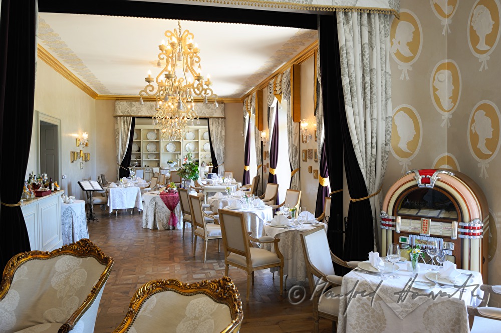 Chateau Mcely, Speisesaal
