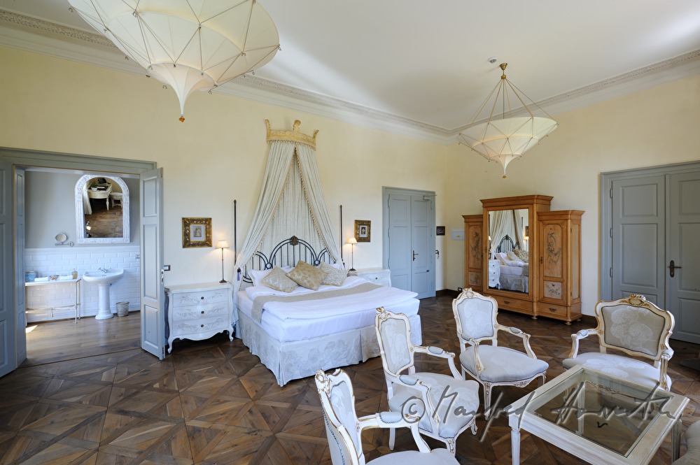 Chateau Mcely, Zimmer