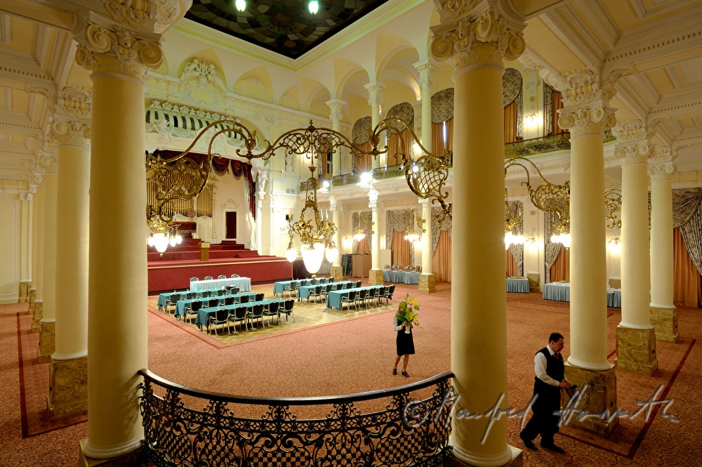 Grandhotel Pupp, Festsaal in neobarockem Baustil