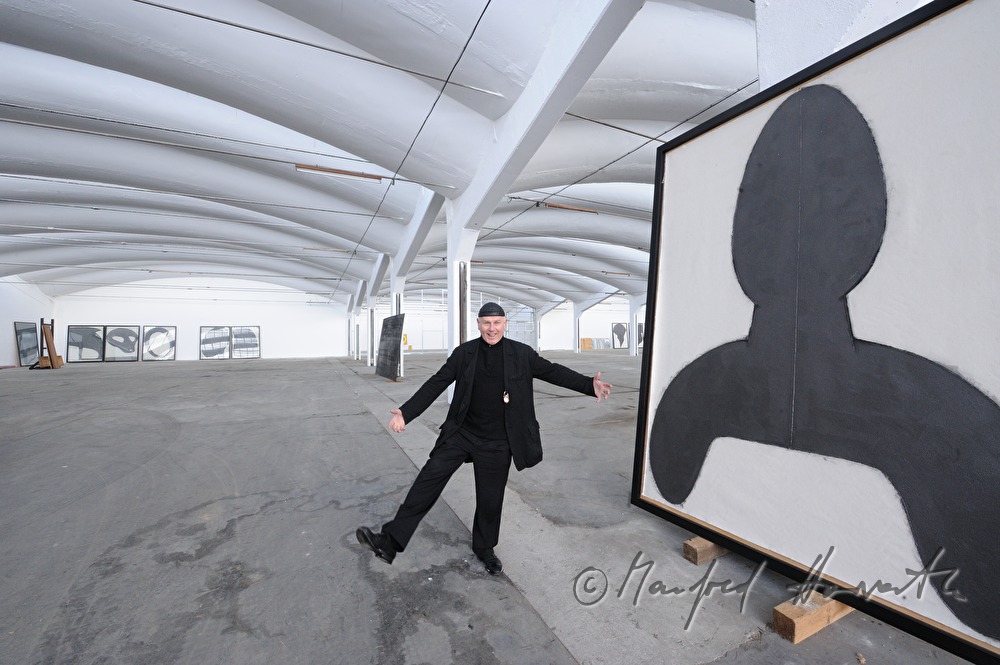 Klaus Rinke in seinem Atelier