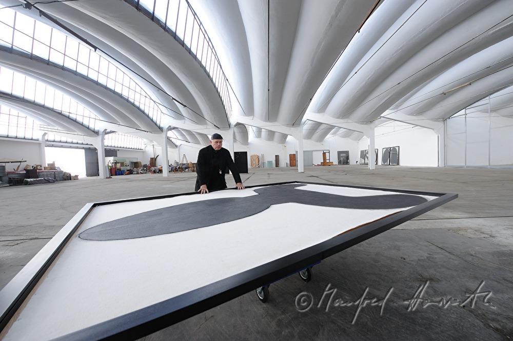 Klaus Rinke in seinem Atelier