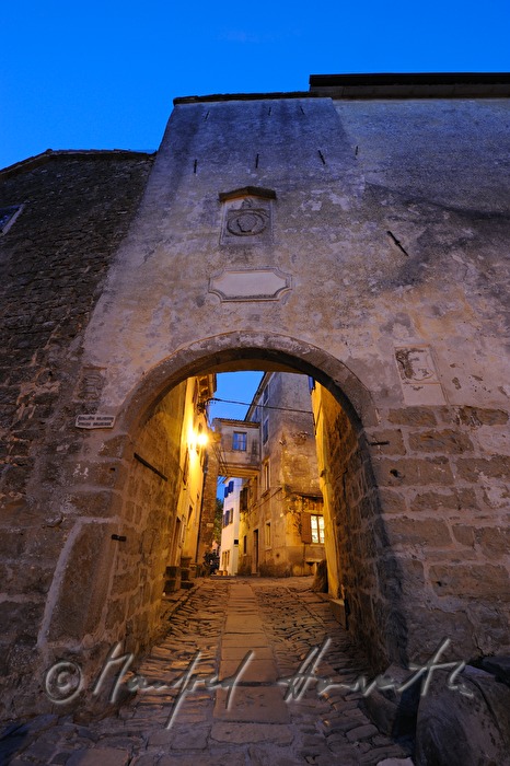 Altes Stadttor und Stadtmauer