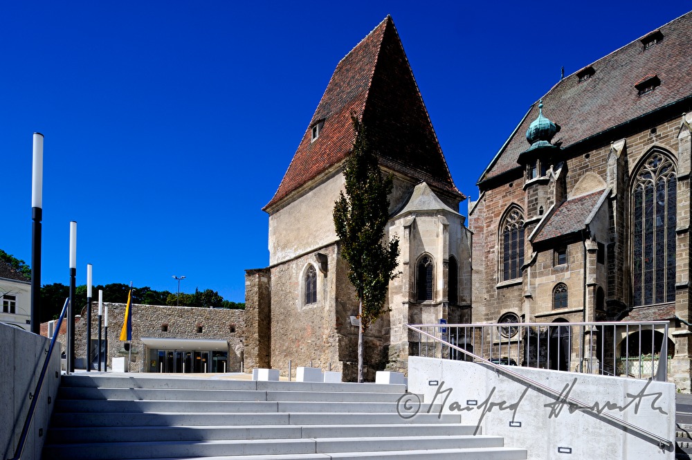 Burg Perchtoldsdorf und Burgvorplatz
