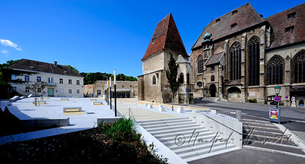 Burg Perchtoldsdorf und Burgvorplatz