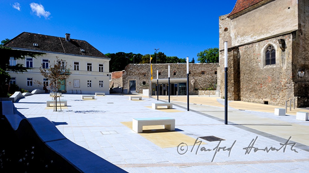Burg Perchtoldsdorf und Burgvorplatz