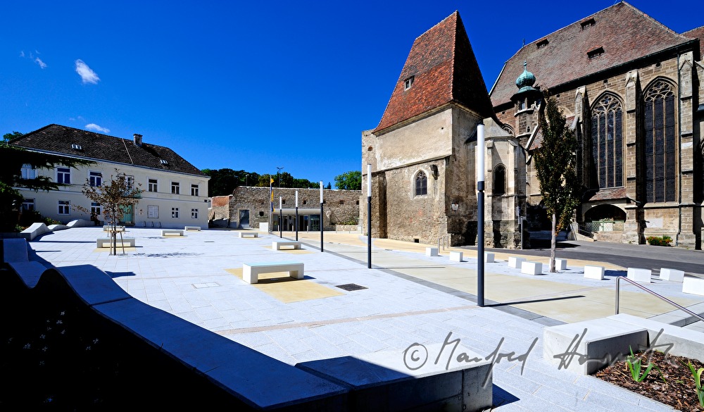 Burg Perchtoldsdorf und Burgvorplatz
