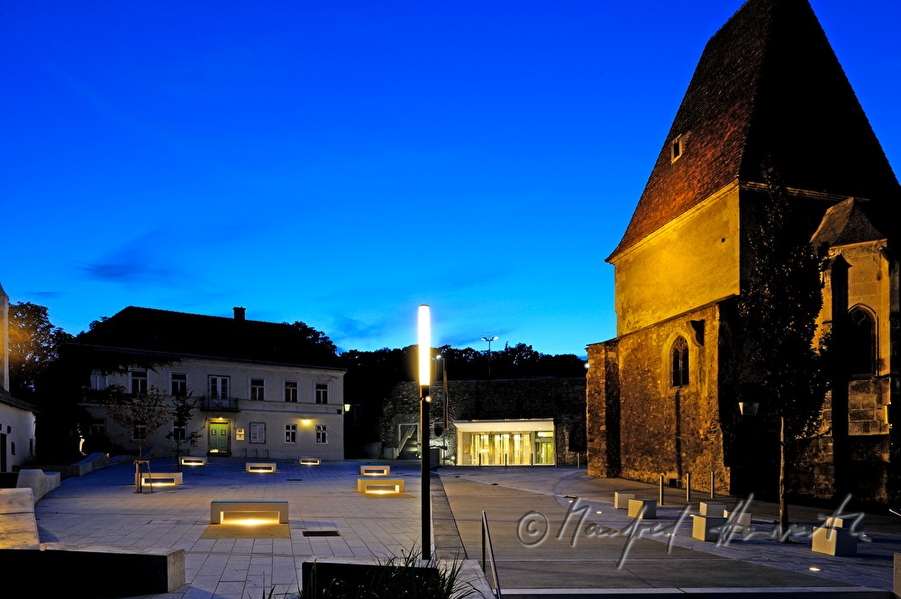 Burg Perchtoldsdorf und Burgvorplatz