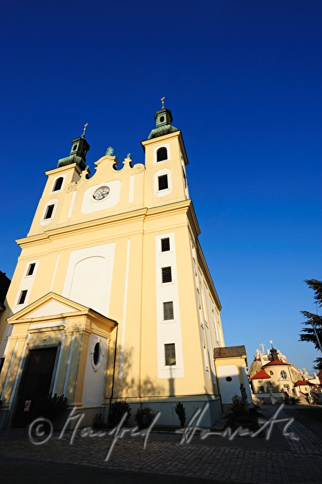 Nikolauskirche und Kalvarienberg