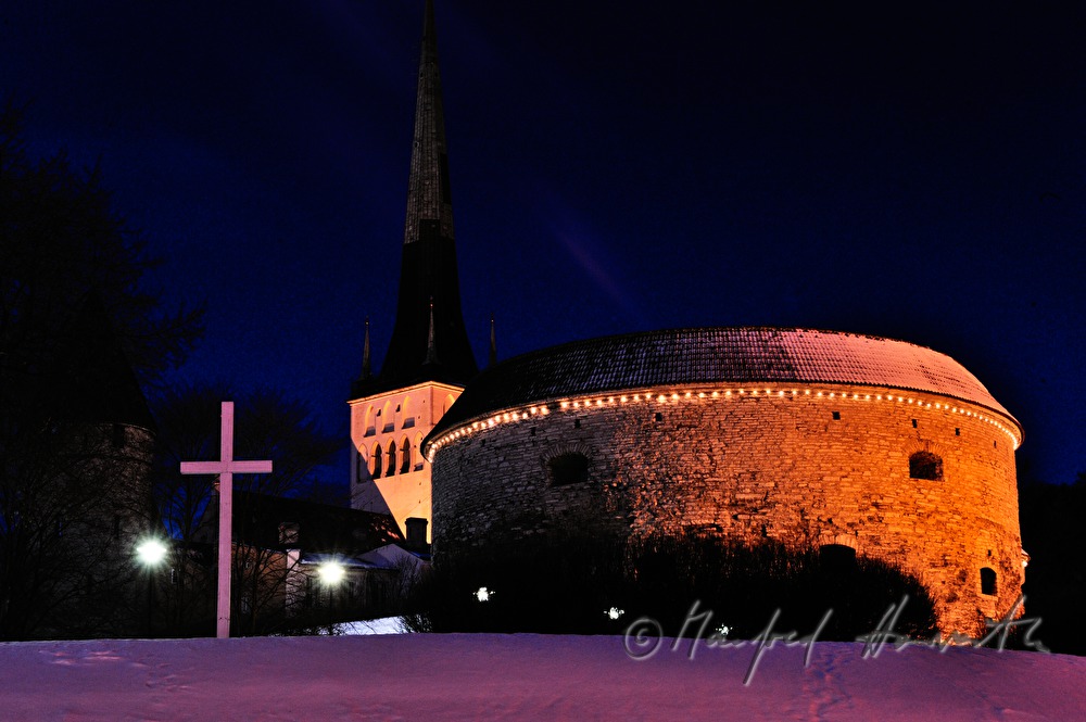 Kanonenturm „Dicke Margarethe“ und Olaikirche