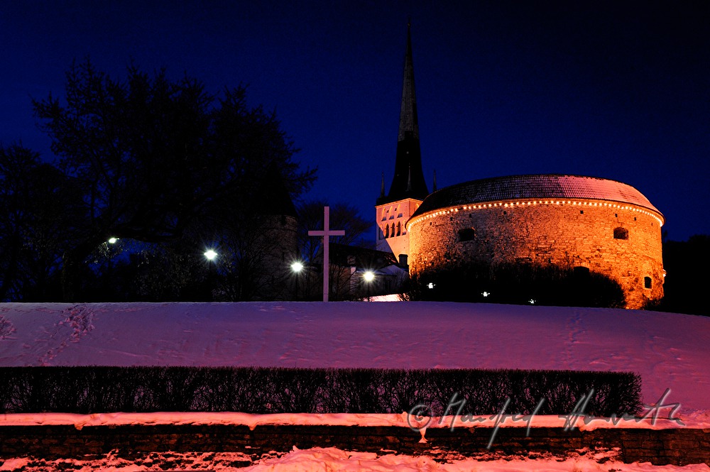 Kanonenturm „Dicke Margarethe“ und Olaikirche